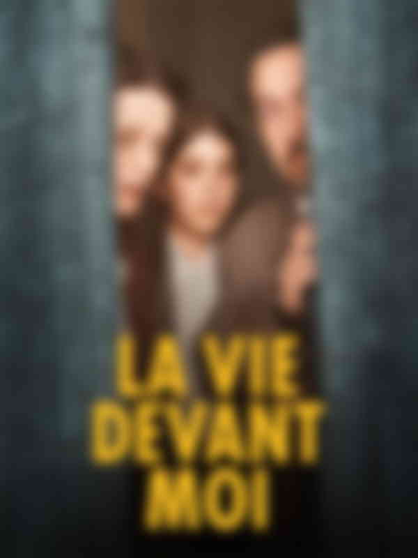 la vie devant moi poster