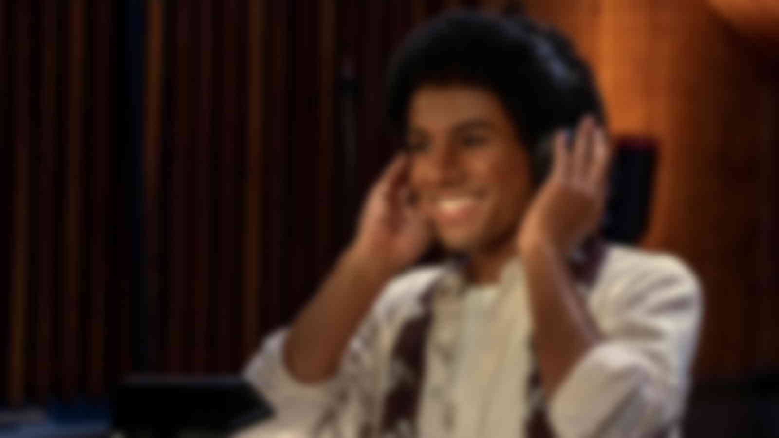 Face au miroir : devenir Michael et Joe